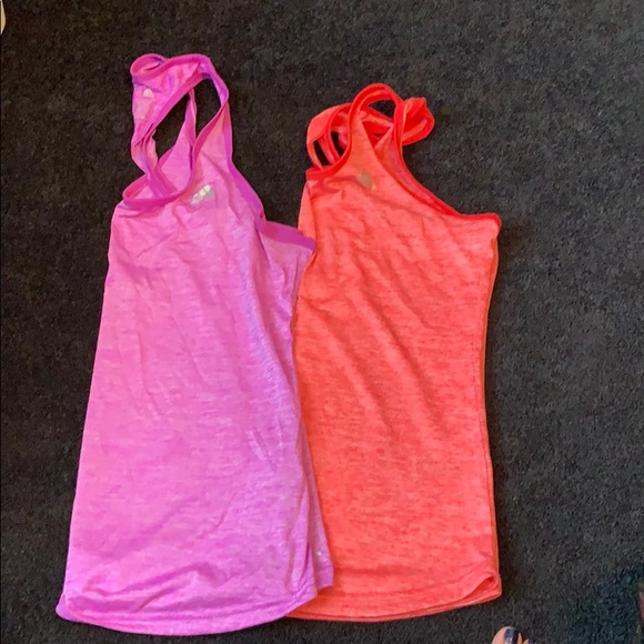 Work out tanks - Picture 1 of 1